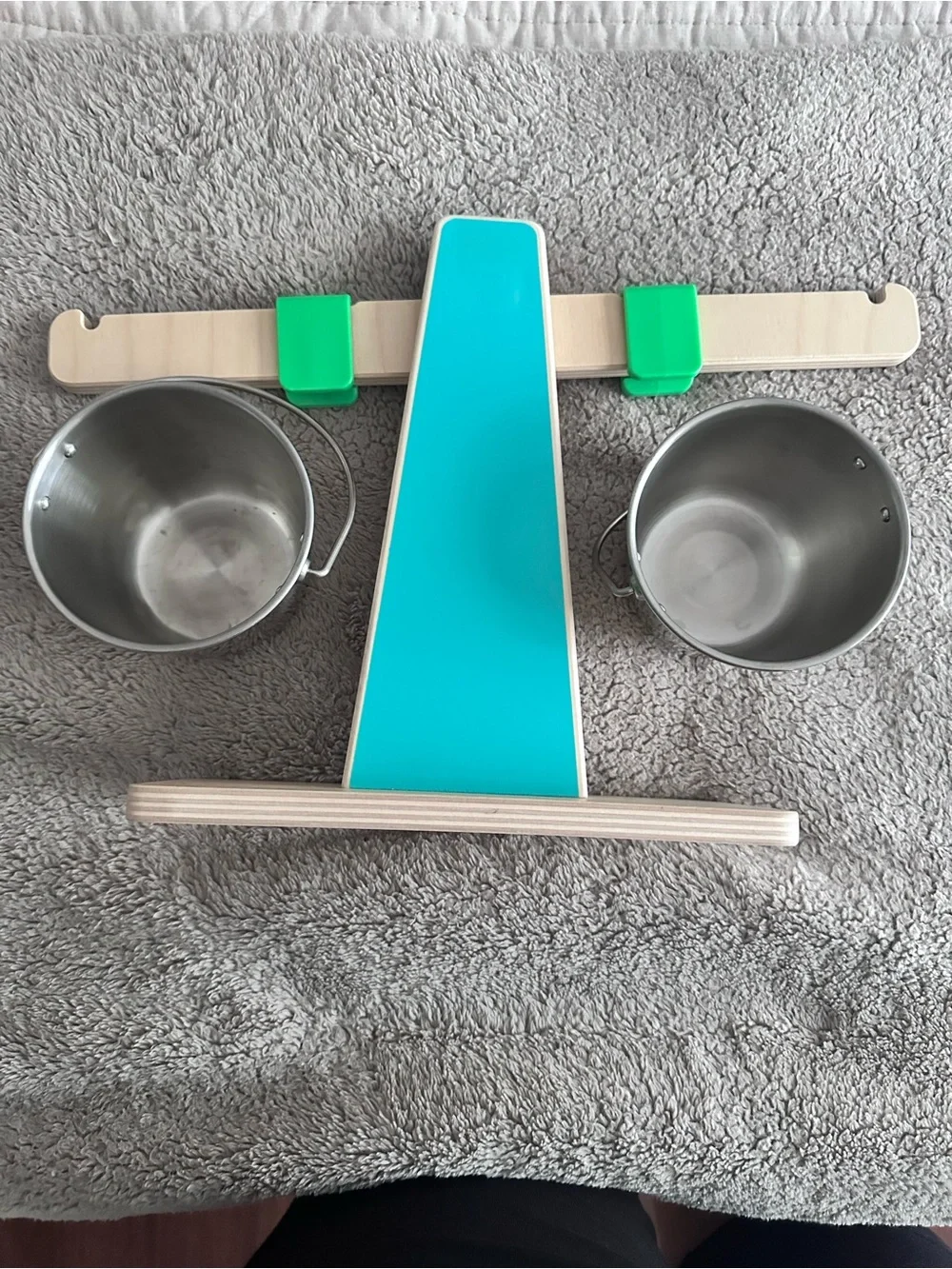 Lovevery Balance Scale